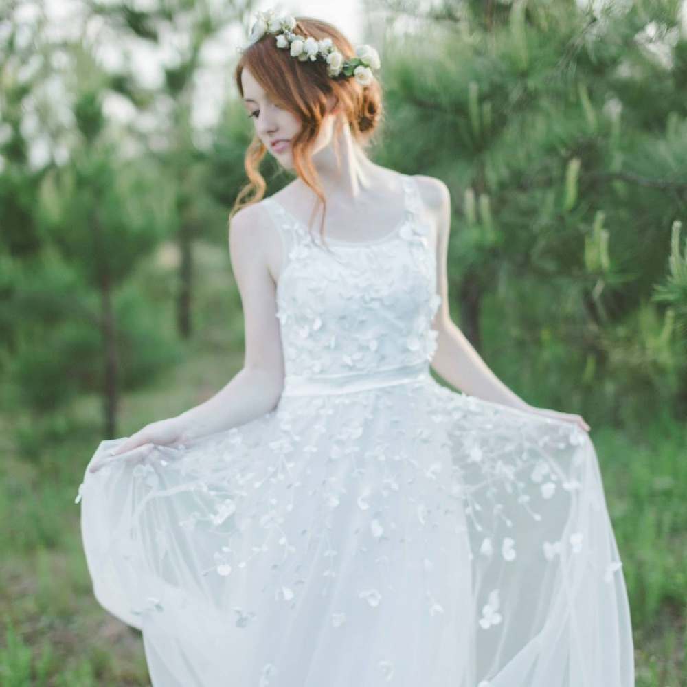 White floral lace wedding dress A line